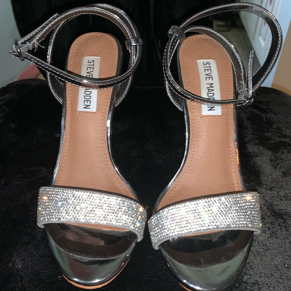 STEVE MADDEN HEELS